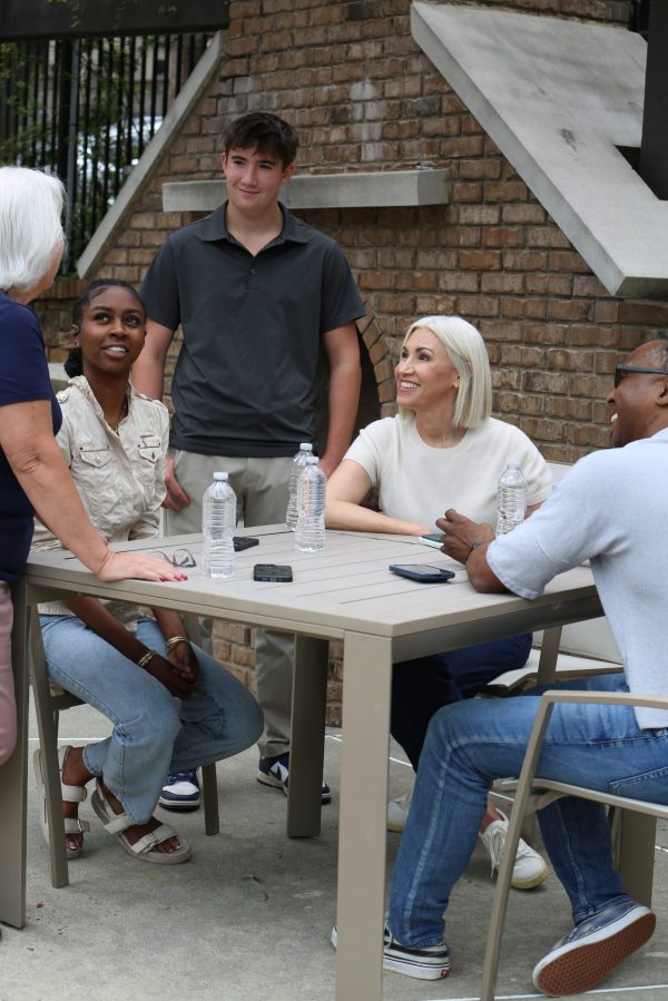 Commissioner Dana Barrett Talks to Voters Democrat